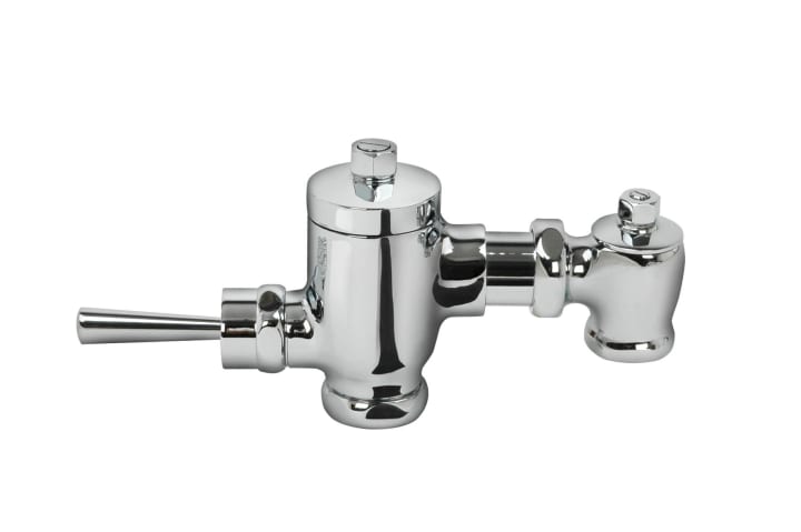 Flush valve for squatting pan
