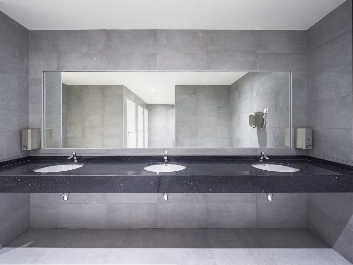 Roca’s discreet Neo Selene under countertops basins and the efficient Instant self-closing faucets are completed with the versatile Meridian WCs. Accessories from the Access Collection were incorporated to accessibility for those with reduced mobility. Roca’s durable, elegant solutions were chosen for their long-lasting performance and reliable service in one of Barcelona's most visited cultural infrastructures.4
