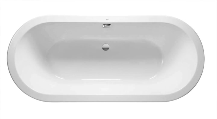 Oval recessed acrylic bath