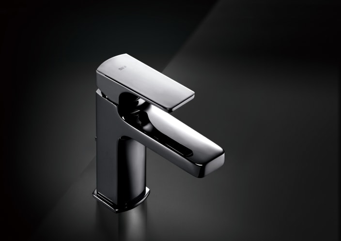 Escuadra Brassware collections Roca