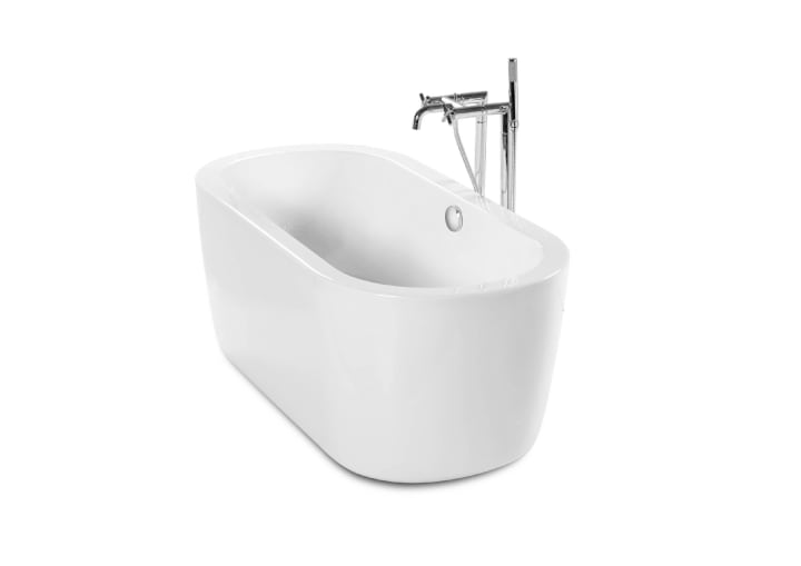 Oval freestanding acrylic one piece bath