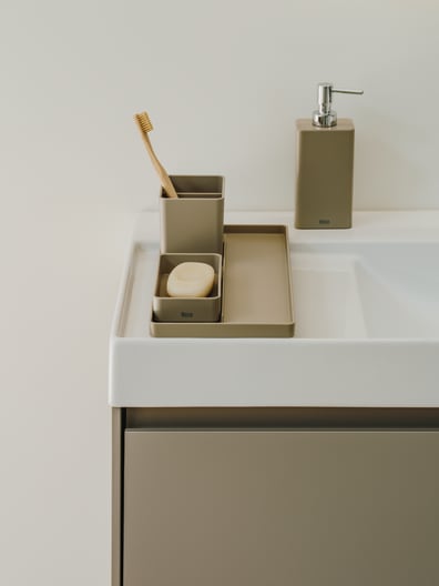 Ona Smart toilets collections Roca