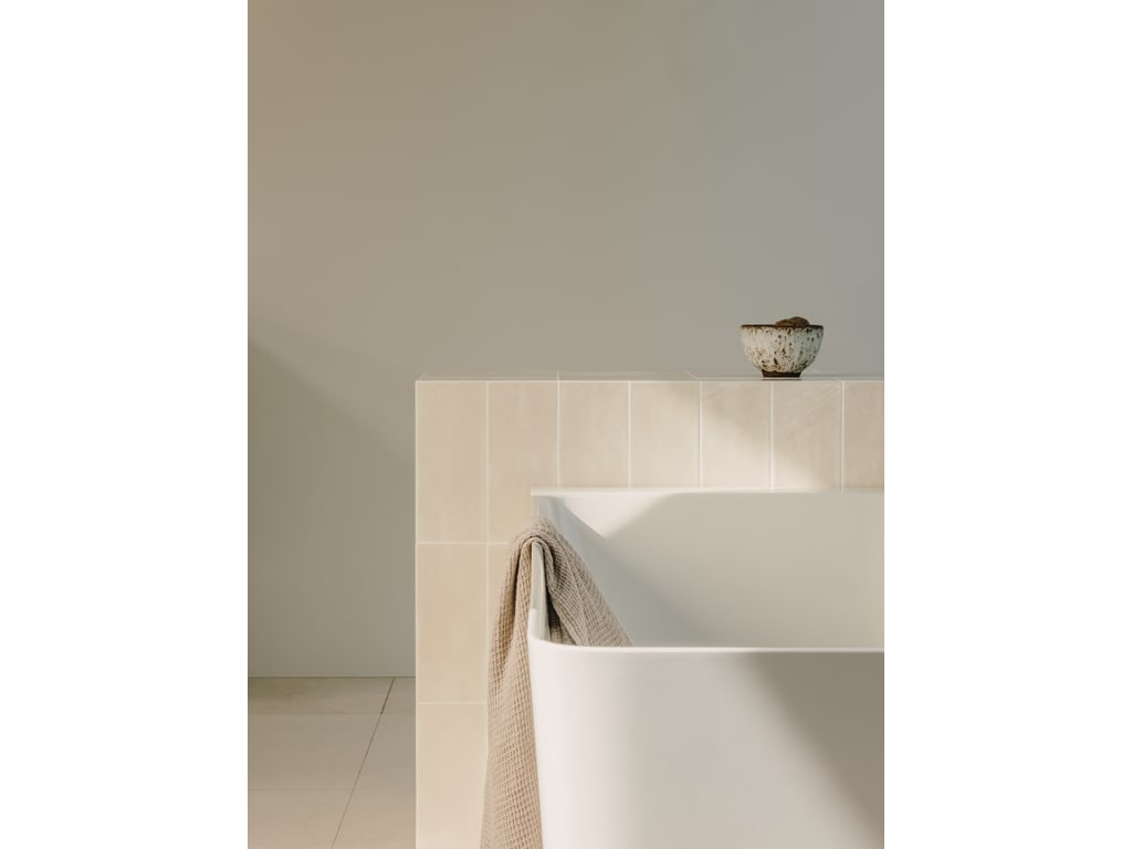 Baths without whirlpool Ona 248638..0 Roca